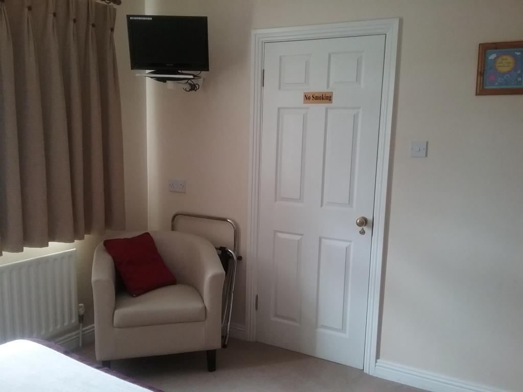 Rocksberry Bed & Breakfast Castlebar Exteriör bild