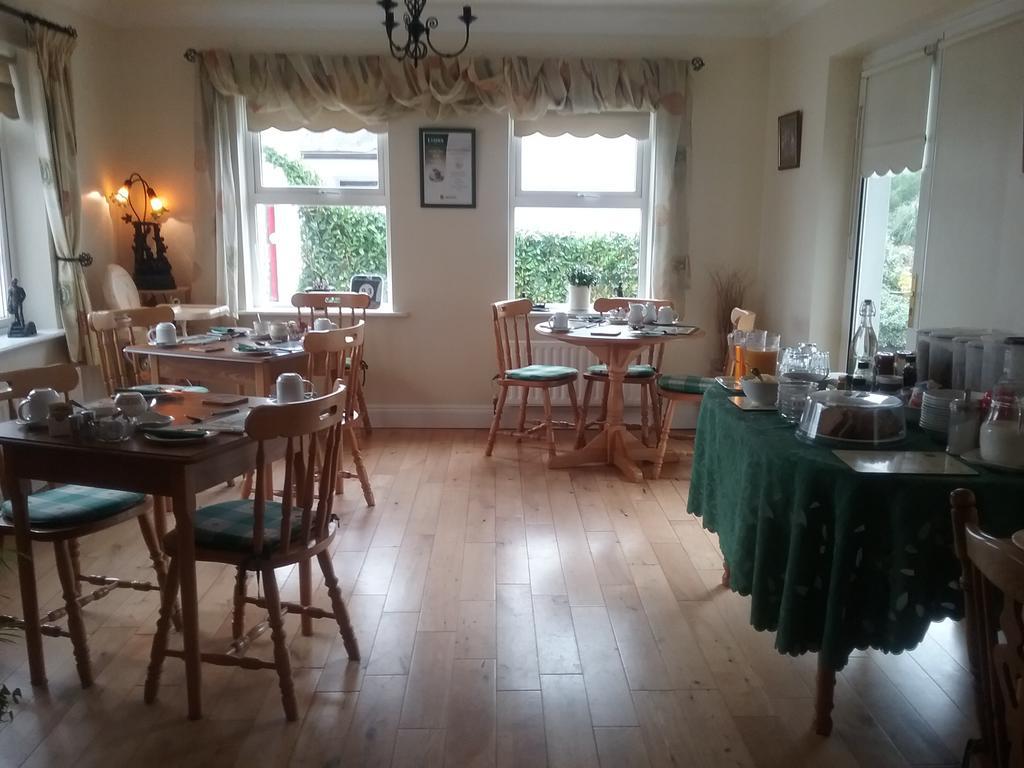Rocksberry Bed & Breakfast Castlebar Exteriör bild