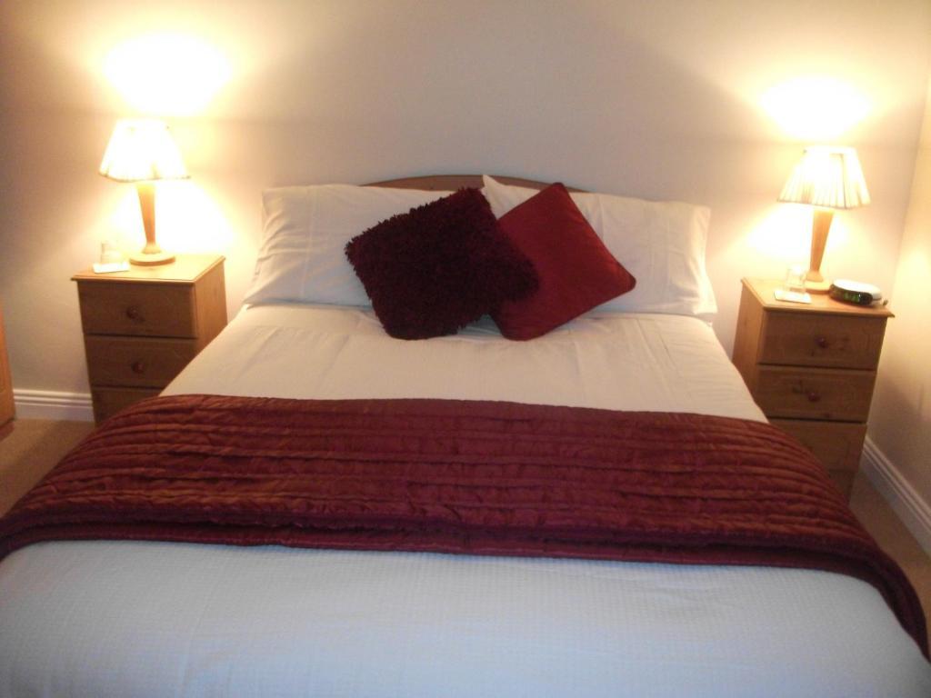Rocksberry Bed & Breakfast Castlebar Exteriör bild