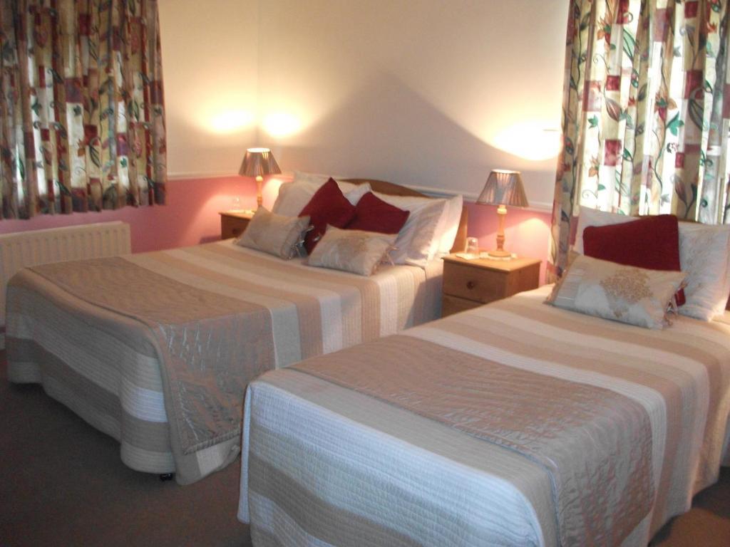Rocksberry Bed & Breakfast Castlebar Exteriör bild