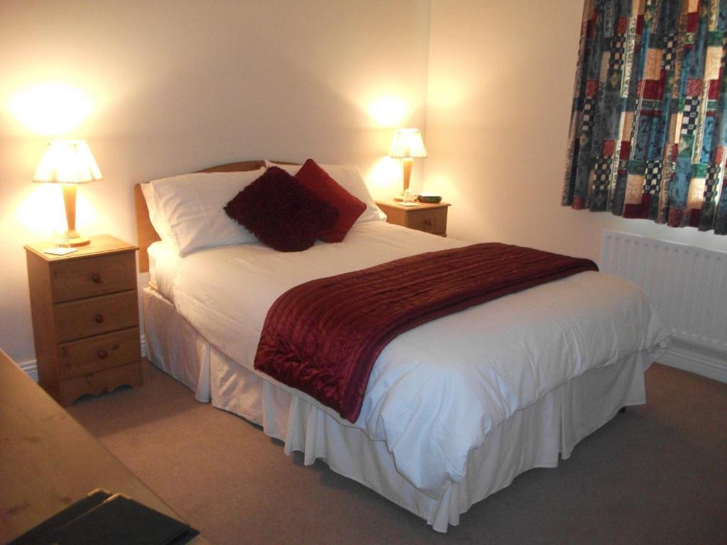 Rocksberry Bed & Breakfast Castlebar Exteriör bild