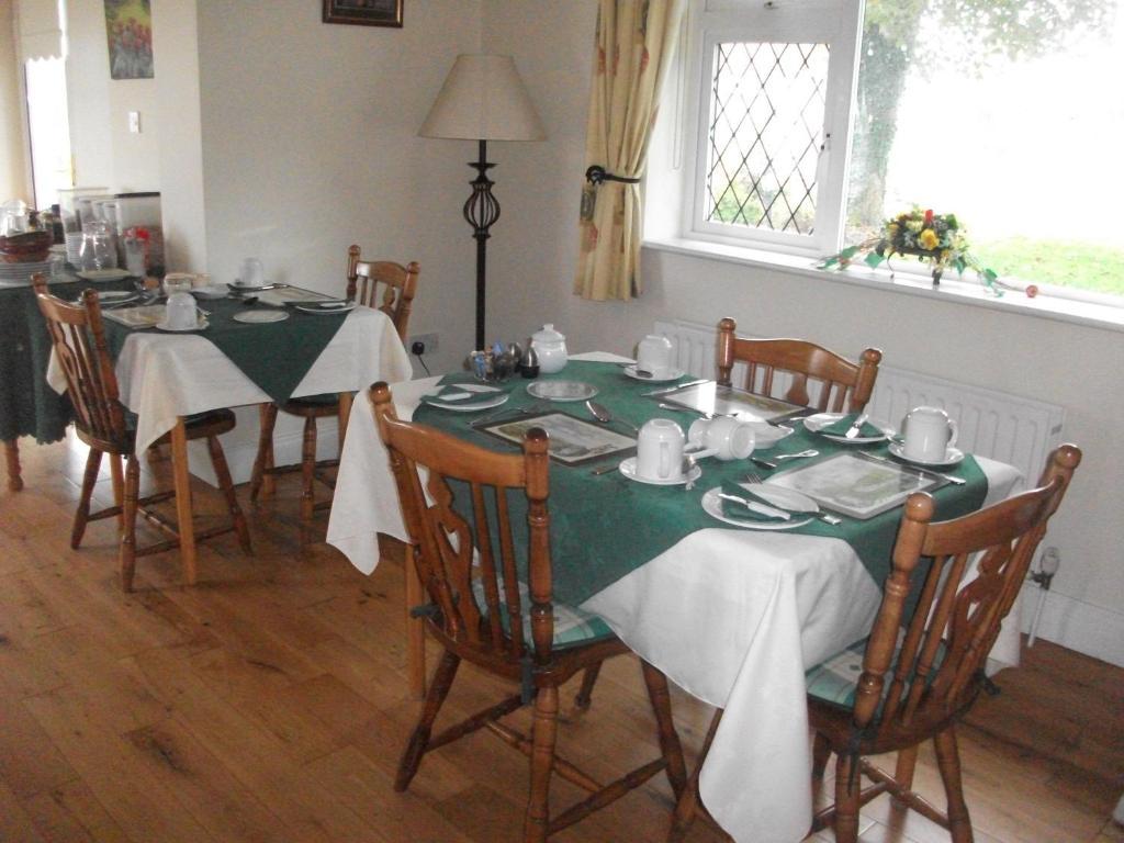 Rocksberry Bed & Breakfast Castlebar Exteriör bild