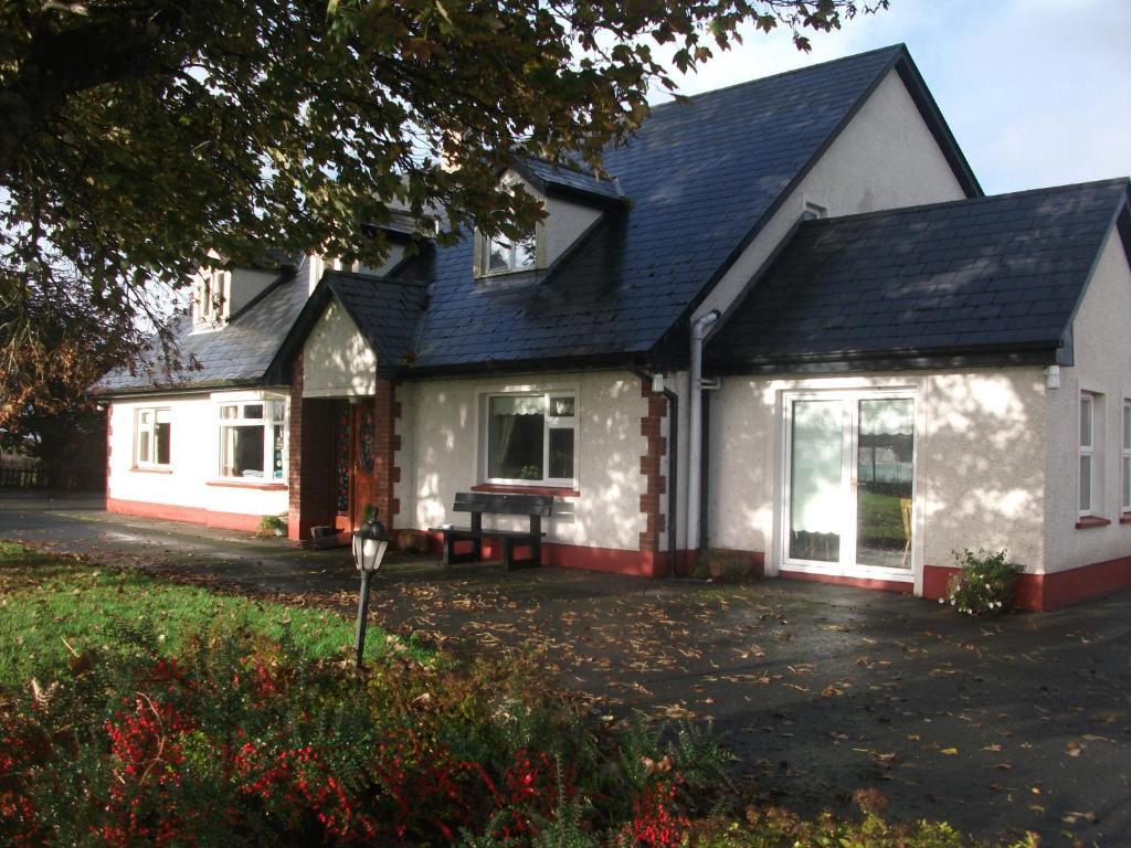 Rocksberry Bed & Breakfast Castlebar Exteriör bild