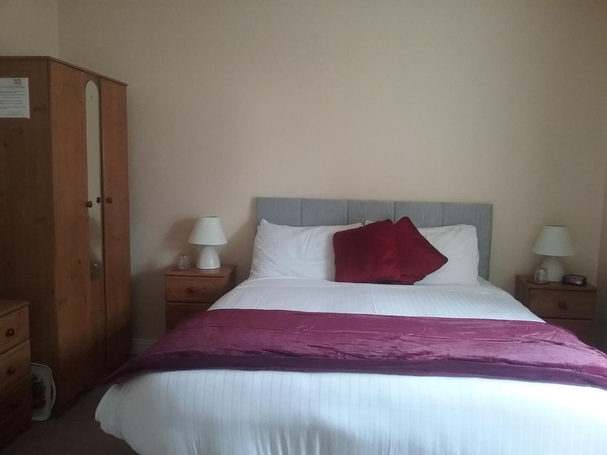 Rocksberry Bed & Breakfast Castlebar Exteriör bild